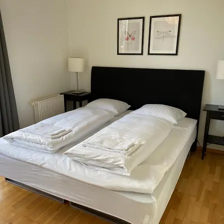 Apartment Peter Holms Vej *